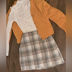 ❤️ sage green woolen plaid mini skirt
